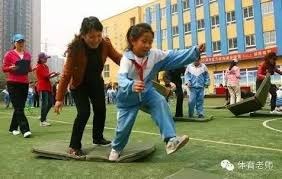 湖人遭遇三连败，赛后平台打分，最高分东契奇，最低分不是詹姆斯